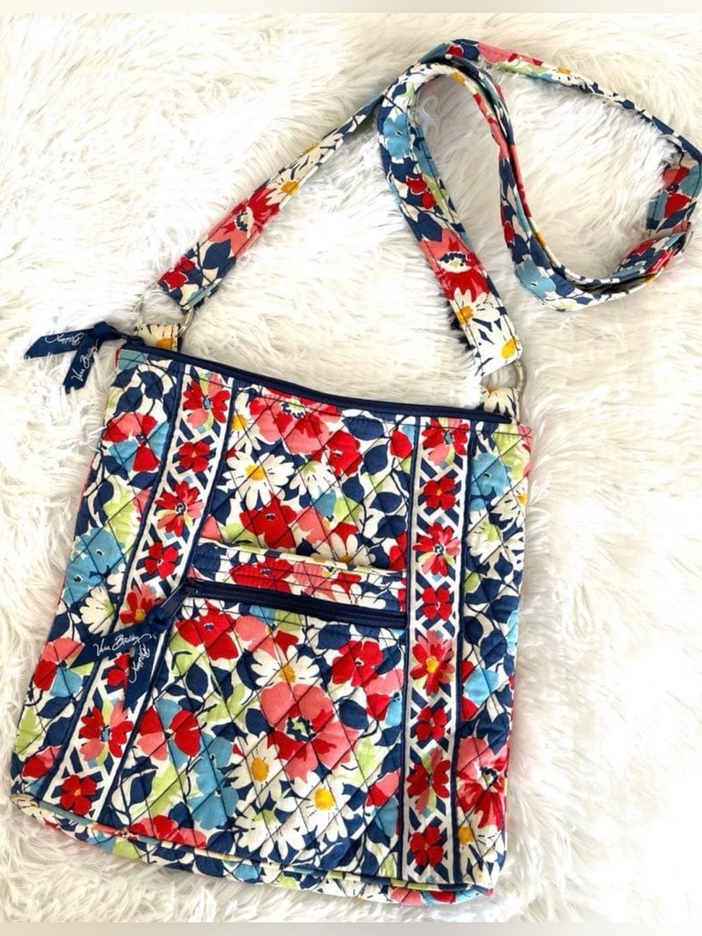 VERA BRADLEY-Quilted Floral Crossbody Bag - Bright Red & Bloom Blues